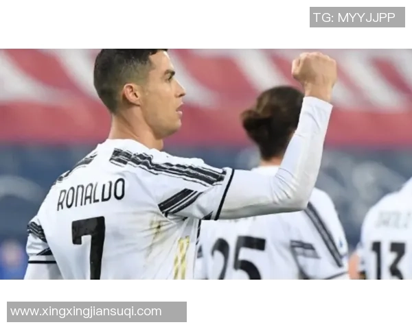 西甲赛场惊现冷门尤文图斯3-0战胜多特蒙德引发全场狂欢 西甲赛场惊现冷门尤文图斯3-0战胜多特蒙德引发全场狂欢