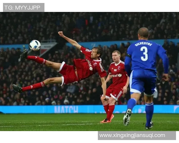 中超精彩对决尤文图斯大胜里昂逆转瞬间引发全场热烈欢呼