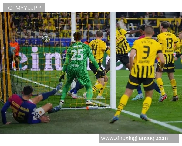 德甲精彩对决多特蒙德狂胜利物浦乌龙球引爆全场激情