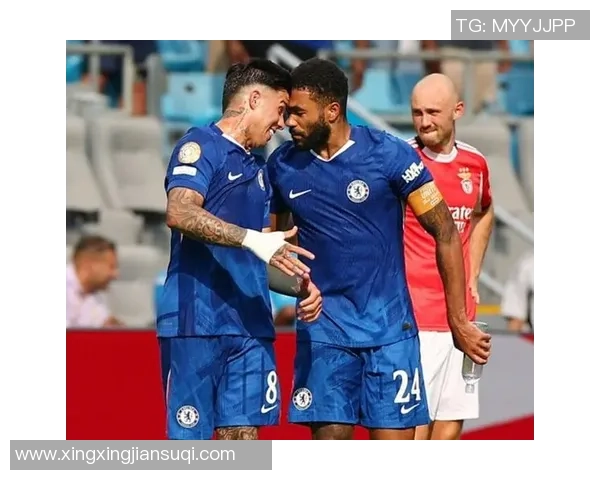 欧联杯激战尤文图斯逆转切尔西红牌事件引发热议与转会传闻