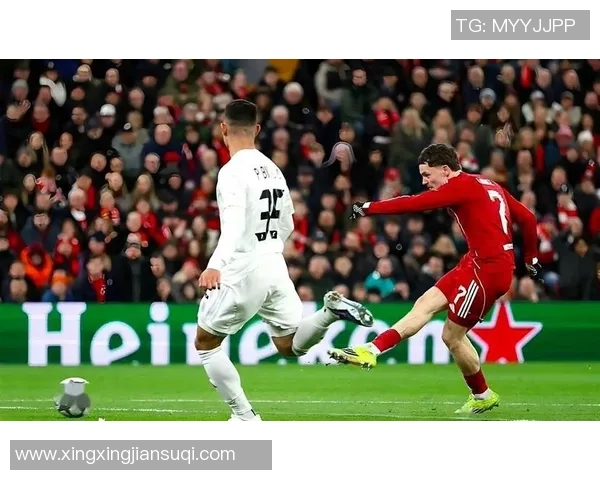 中超精彩对决本菲卡逆转曼城补时绝杀引发全场狂欢